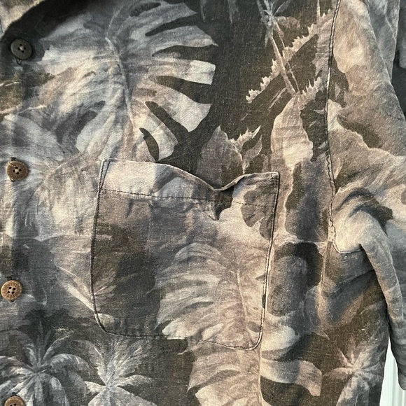 Caribbean Joe Mens Black & Geay Hawaiian Button Down Shirt Size XL Short Sleeve - Picture 5 of 7